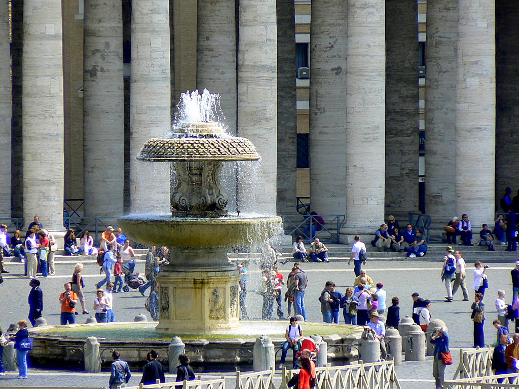 Bernini's monumental colonnade